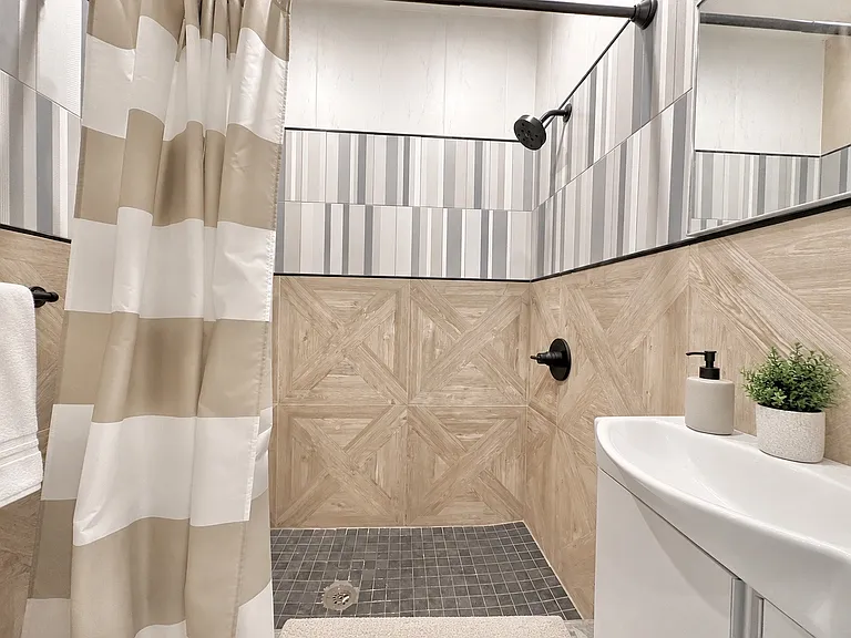 334 Evergreen Ave #1B — Photo 8