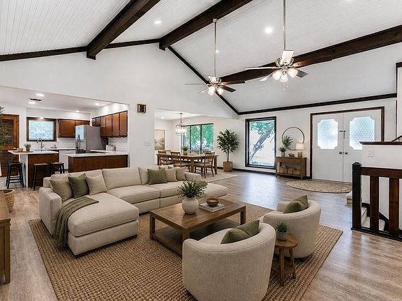 5th image of 7599 Meadow Ln