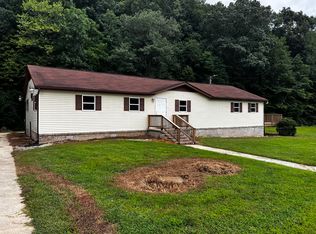 237 Q P Ln, Hendersonville, NC 28792