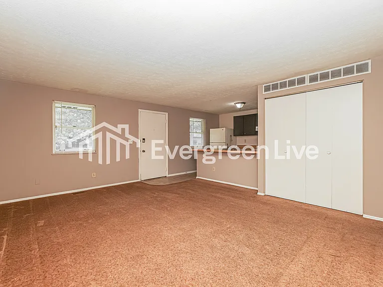 8224 Mount Charles Dr — Photo 5
