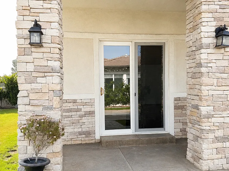 6179 Bluegrass Ave #B — Photo 1