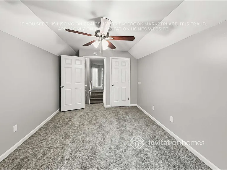 410 Queens Dr SW — Photo 14