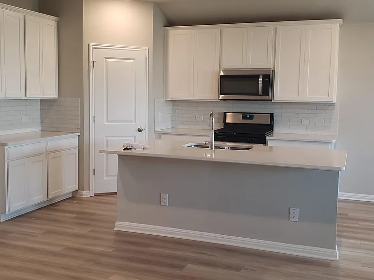 104 Bankside Dr — Photo 23