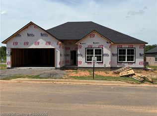 1122 Hunter Dr, Barling, AR 72923