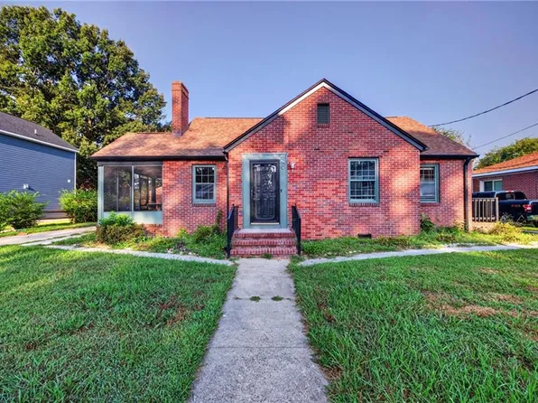 113 Halifax St, Suffolk, VA 23434