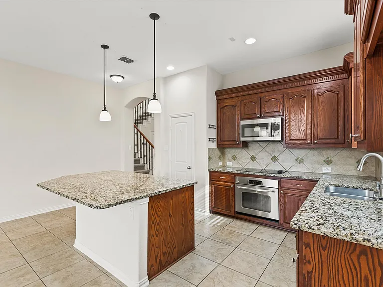 3102 Clearfork Trl — Photo 7