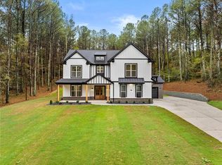7 Deer Run Trl, Winder, GA 30680