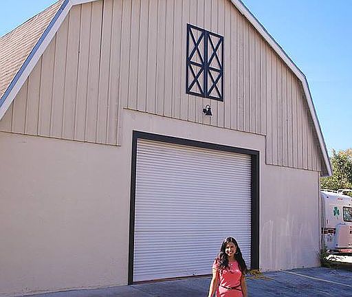 9 car garage with office