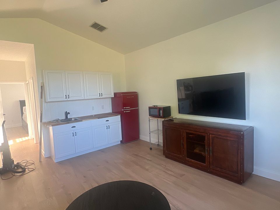 1st image of 34113 Cordoba Ln