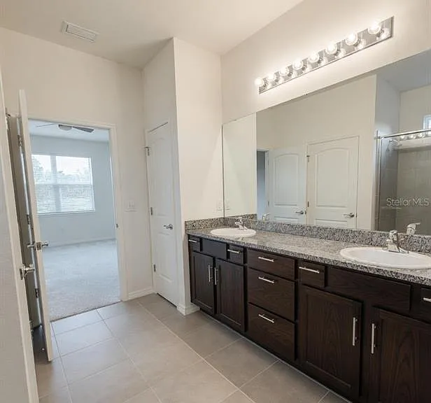 17589 Garsalaso Cir — Photo 19