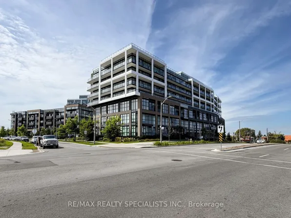 60 George Butchart Dr #601, Toronto, ON M3K 1Y2