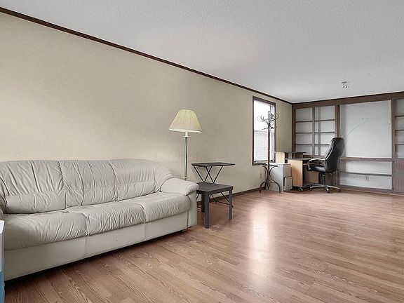 5th image of 5834 Leafapple Ln