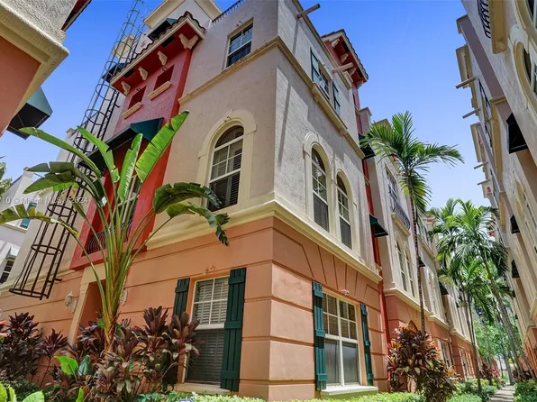 1033 NE 17th Way #702, Fort Lauderdale, FL 33305