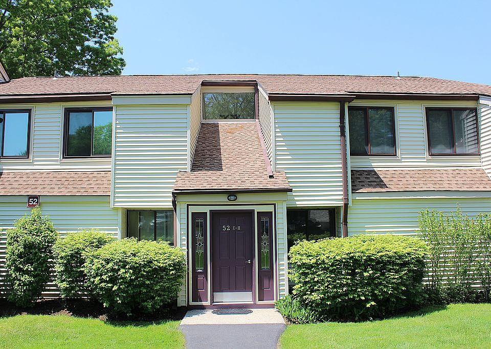 1st image of 52 Jefferson Oval APT F