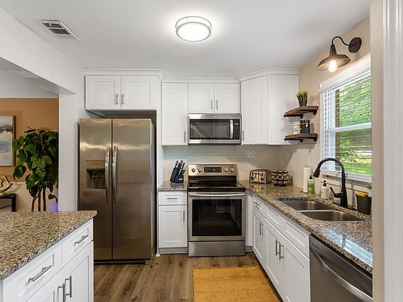 2nd image of 169 Willow Stream Ct