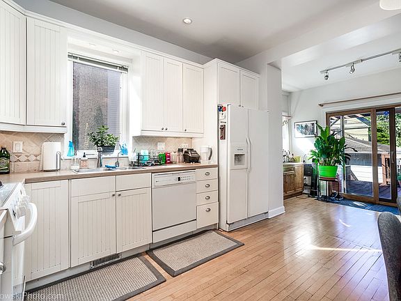 5th image of 4546 N Kenton Ave
