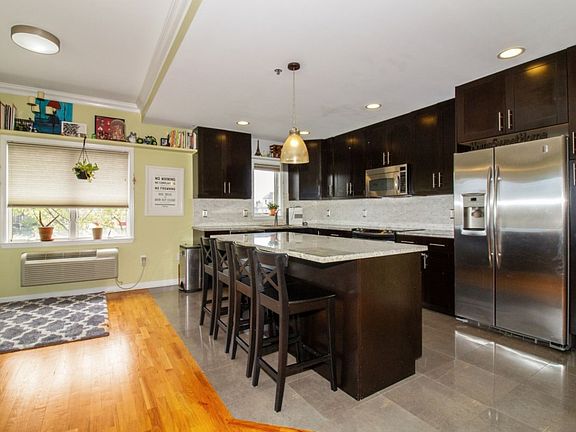 5th image of 93 Palisade Ave APT 2D