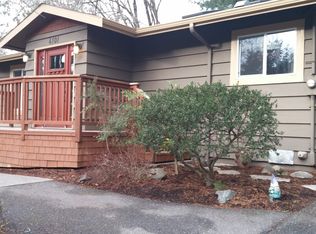 4101 Lakeway Dr, Bellingham, WA 98229