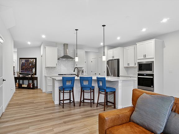 5th image of 12740 S Nicholas Dr