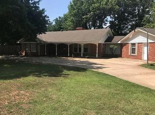 1002 Brookside Dr, Norman, OK 73072