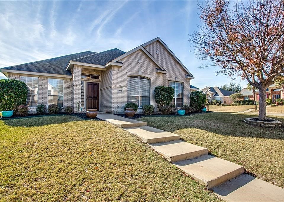 1st image of 2532 Royal Troon Dr