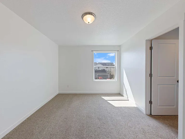 1722 N Kalapuya Pl — Photo 39