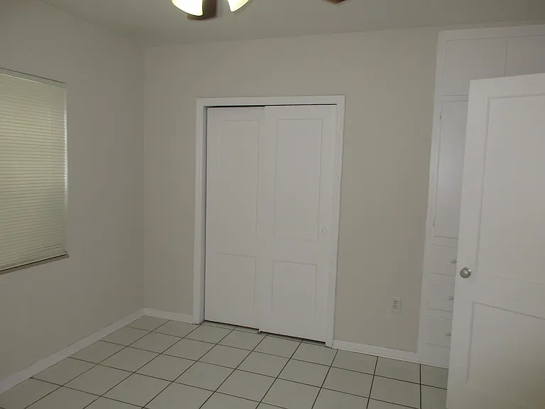 233 Phoenetia Ave #4 — Photo 22