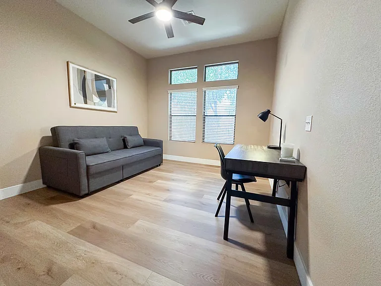 9864 W Echo Ln — Photo 16