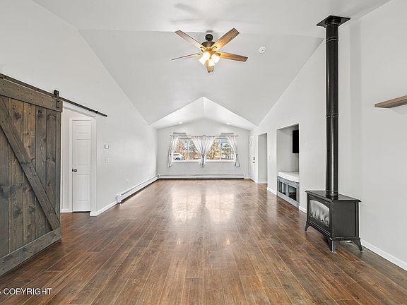 4th image of 9676 W Rosehill Dr