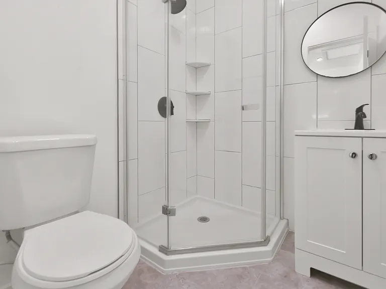 207 D St — Photo 26