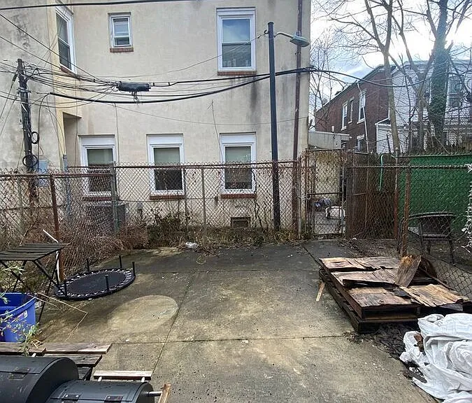3304 Haverford Ave — Photo 15