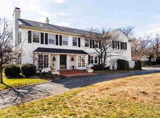 4 E Willow Brook Rd, Wichita, KS 67207