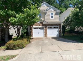 2034 Remington Oaks Cir, Cary, NC 27519