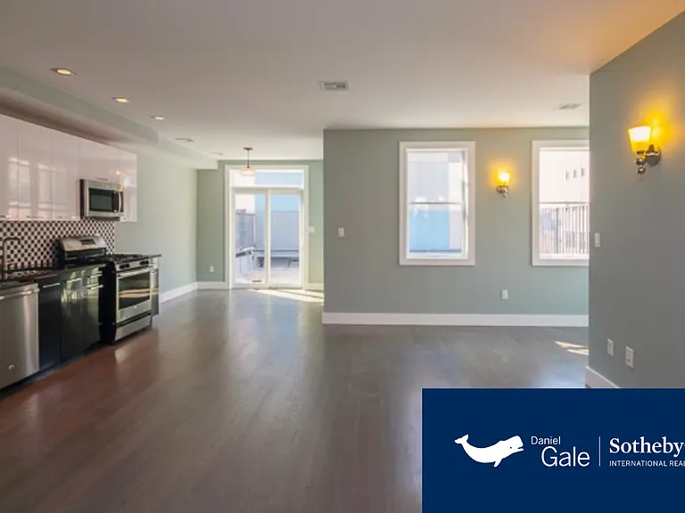 672 4th Ave #2 — Photo 4
