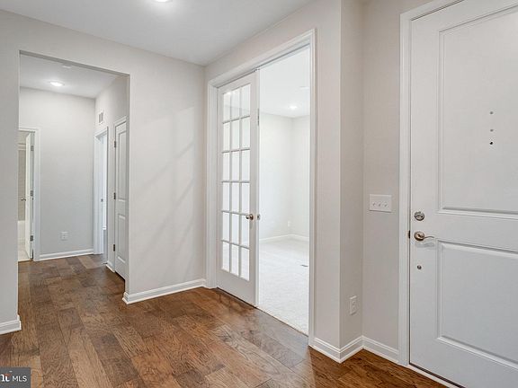 5th image of 1723 Legacy Ln Lot 381