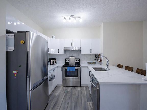 3rd image of 1140 Taradale Dr NE #1117