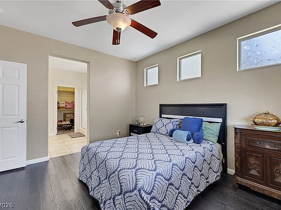 4th image of 374 Taylor Springs St