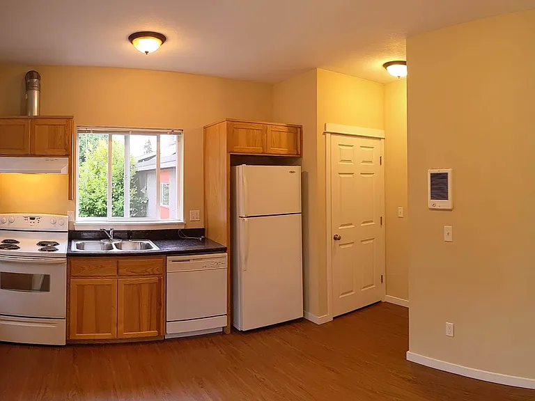 1354 High st #1 - Kitchen on 2nd Floor 1354 High st #1 - Kitchen on 2nd Floor