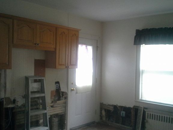 3rd image of 430 Beach 128th St