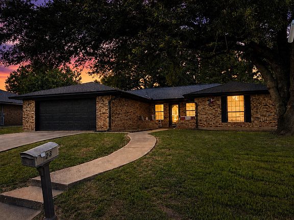 2nd image of 23 Haven Cir