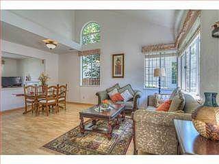 3rd image of 1272 Harefield Dr