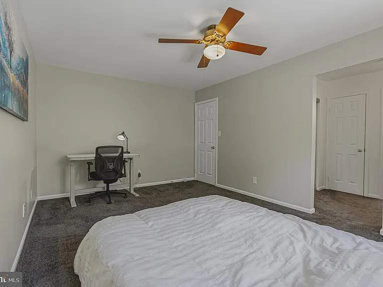 9729 Zimbro Ave — Photo 20