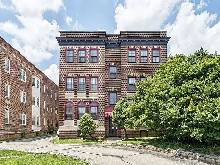 2254 Bryn Mawr Ave #3 — Photo 6