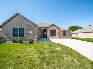219 Anthony Ln, Red Oak, TX 75154