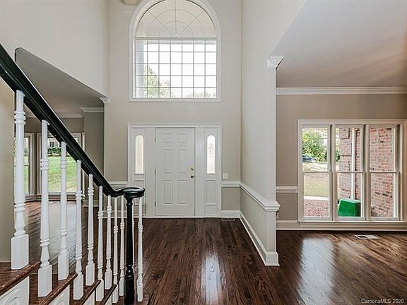 5th image of 1808 Stockwell Ct