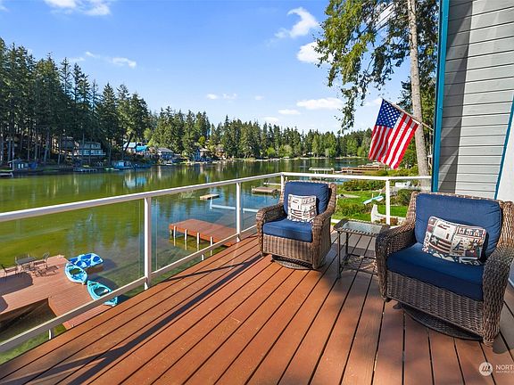 2nd image of 2901 E Mason Lake Drive E