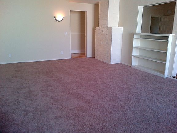5th image of 13445 Blythe St