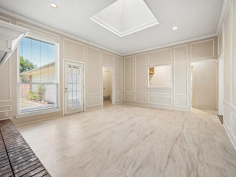 4203 Meadow Ridge Dr — Photo 22