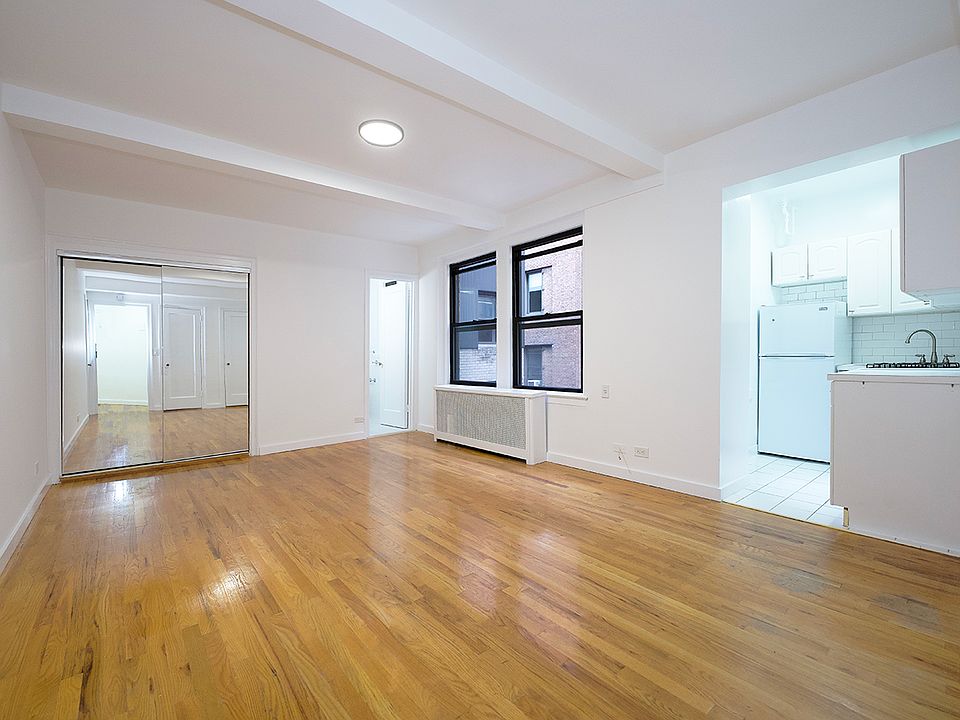 1st image of 31 E 12th St APT 6F