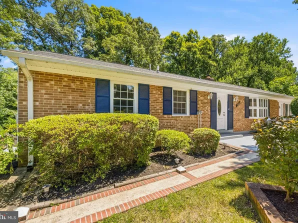 4915 Powell Rd, Fairfax, VA 22032